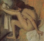 Edgar Degas Naked  woman wiping toes oil painting reproduction